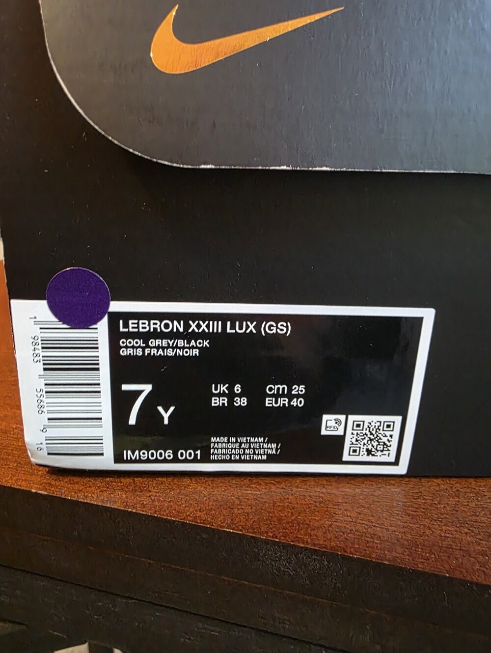 Nike LeBron XXIII Lux Bubble Boy Iridescent Silver & Purple Sneaker 7y/8.5 women - Picture 5 of 10